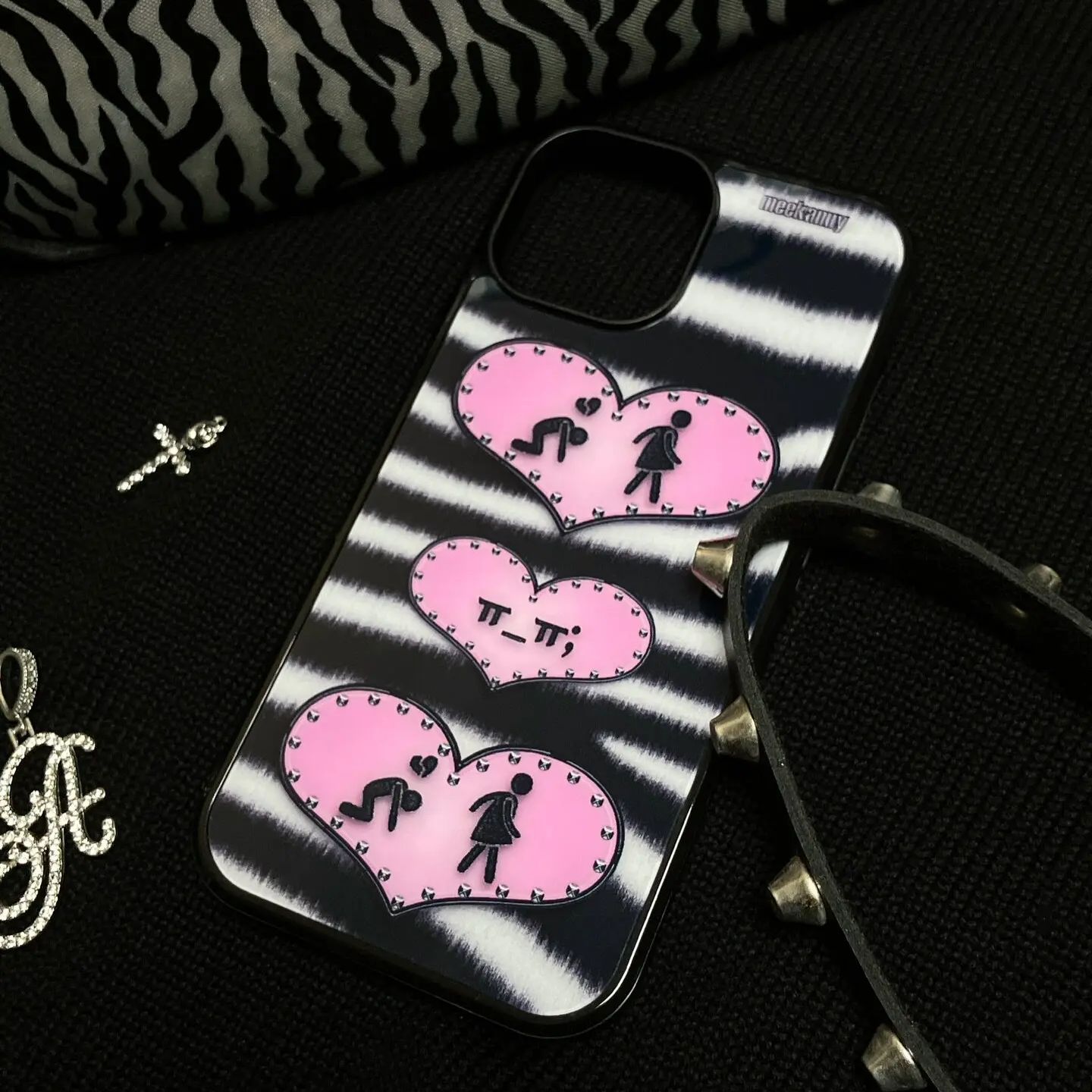 เคสโทรศัพท์ลายทางสีดำชมพูสไตล์ - Phone Cases Custom บทวิจารณ์และราคา